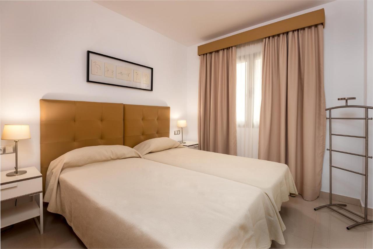 Palmeras Apartament *